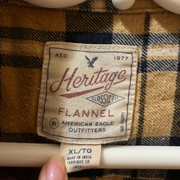 American Eagle Outfitters Men's Yellow Plaid Casual Button Down Shirt - Picture 2 of 6